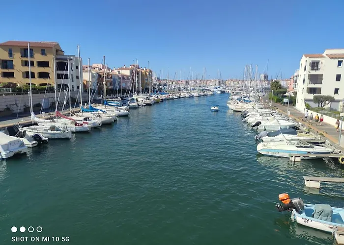 Ile Des Pecheurs Cap D'agde Tennis Agde